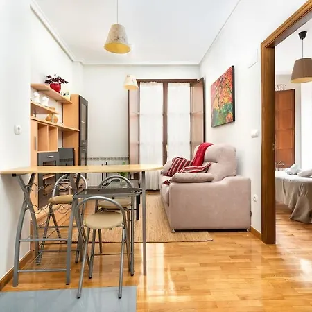 Apartmán Myhousespain -cimadevilla, Precioso Apartamento